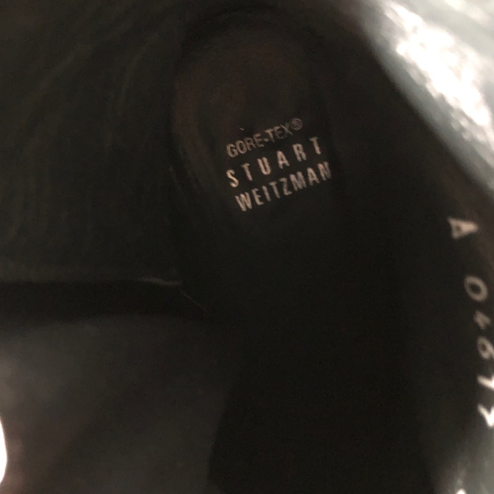 Stuart Weiztman Kitten Heel Gore Tex Boot 5.5 M - Picture 2 of 16